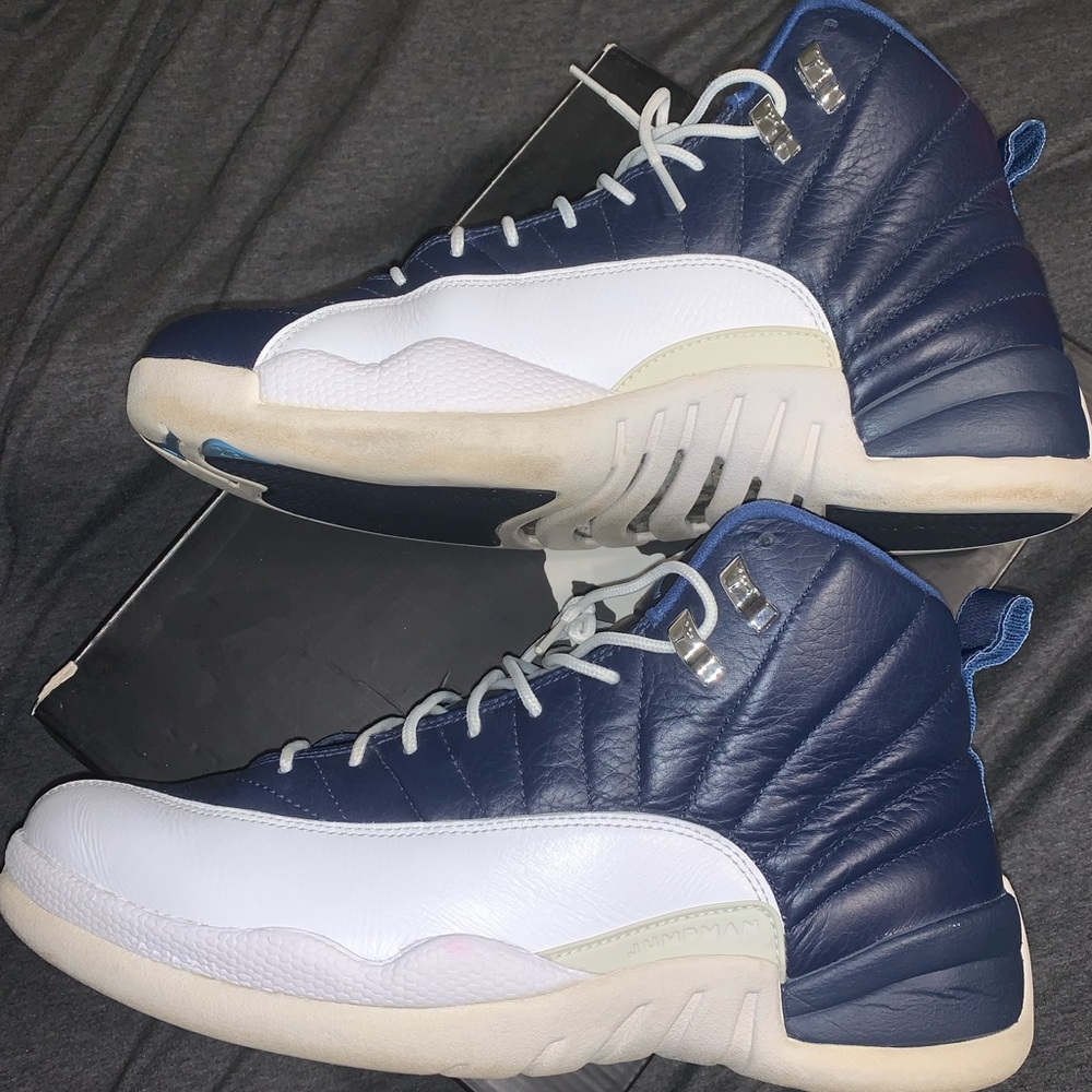 Air Jordan 12 obsidian. 2012 release.